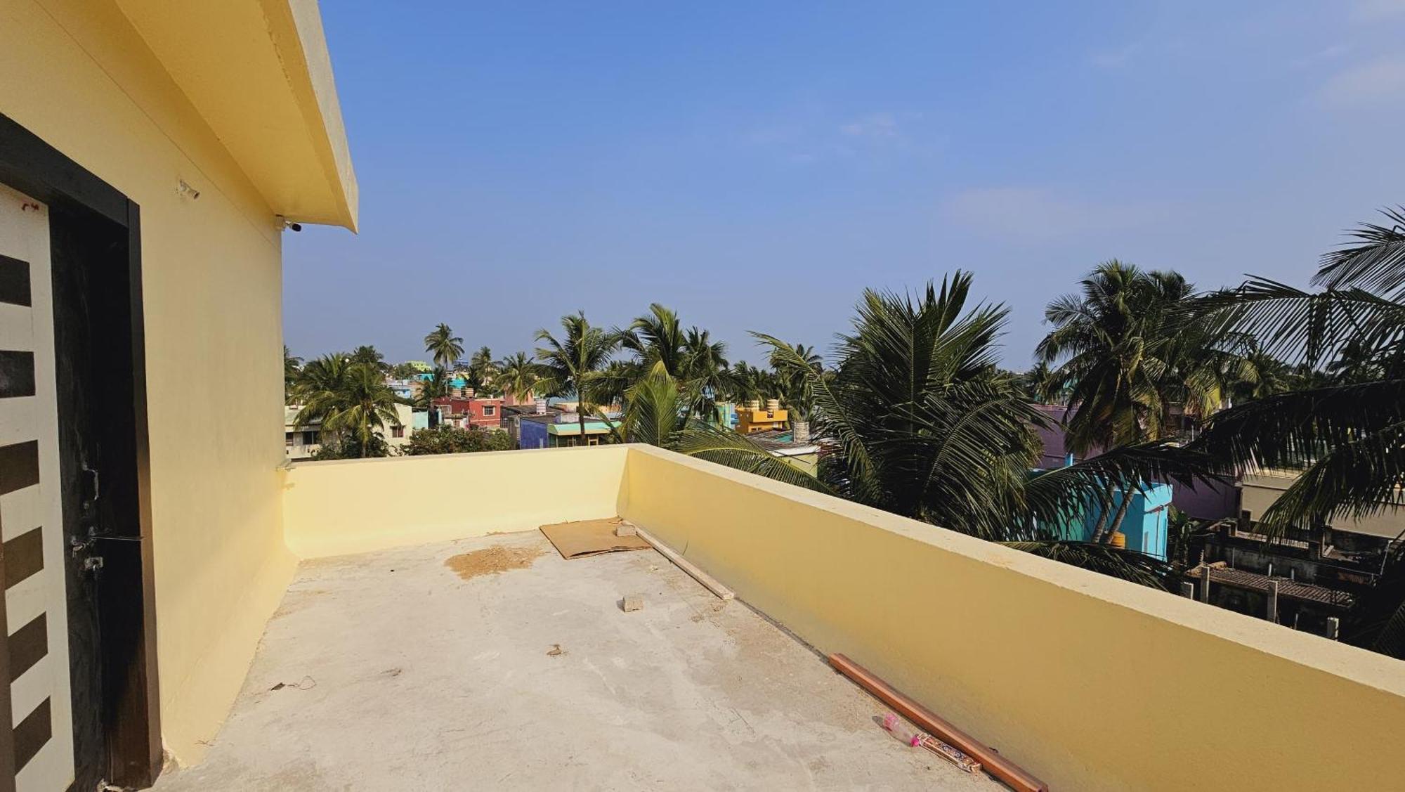 Vensa Homestay Puri Exterior photo